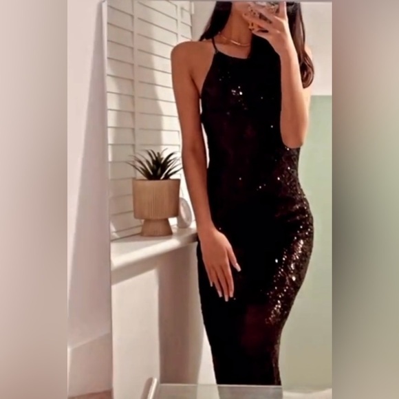 Zara Bloggers Fav Black Sequin Halter Neckline Midi Christmas Holiday Dress Sz L - Picture 16 of 17
